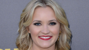 Emily Osment High Definition Wallpapers