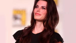 Meghan Ory Pictures