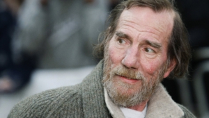 Pictures Of Pete Postlethwaite