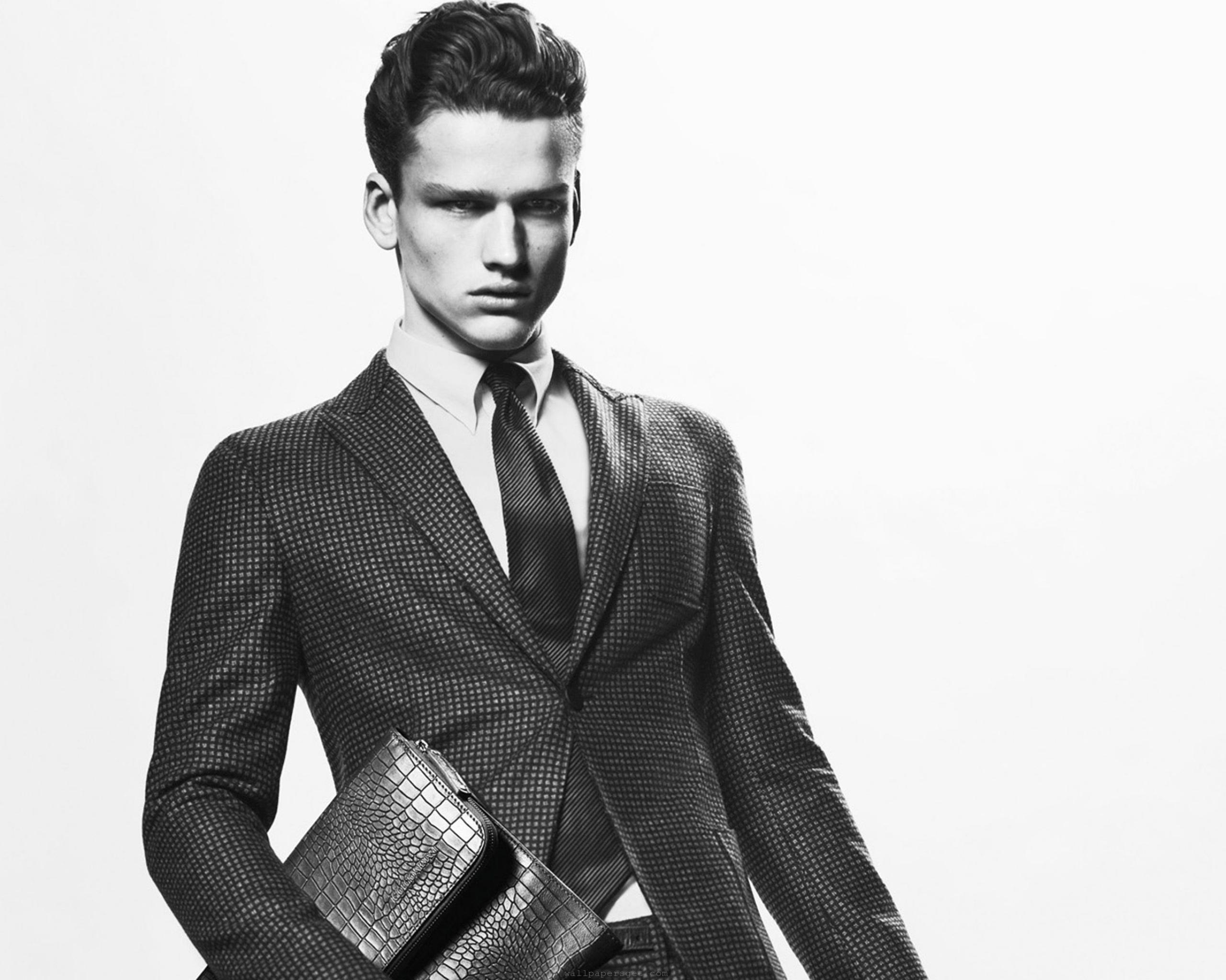 Simon Nessman Wallpapers Images Photos Pictures Backgrounds