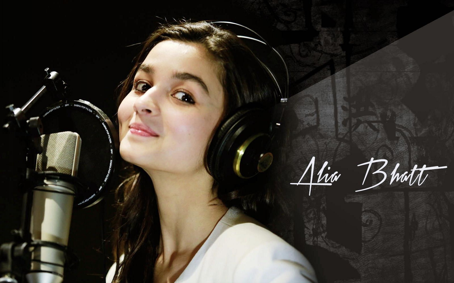 Alia Bhatt Images