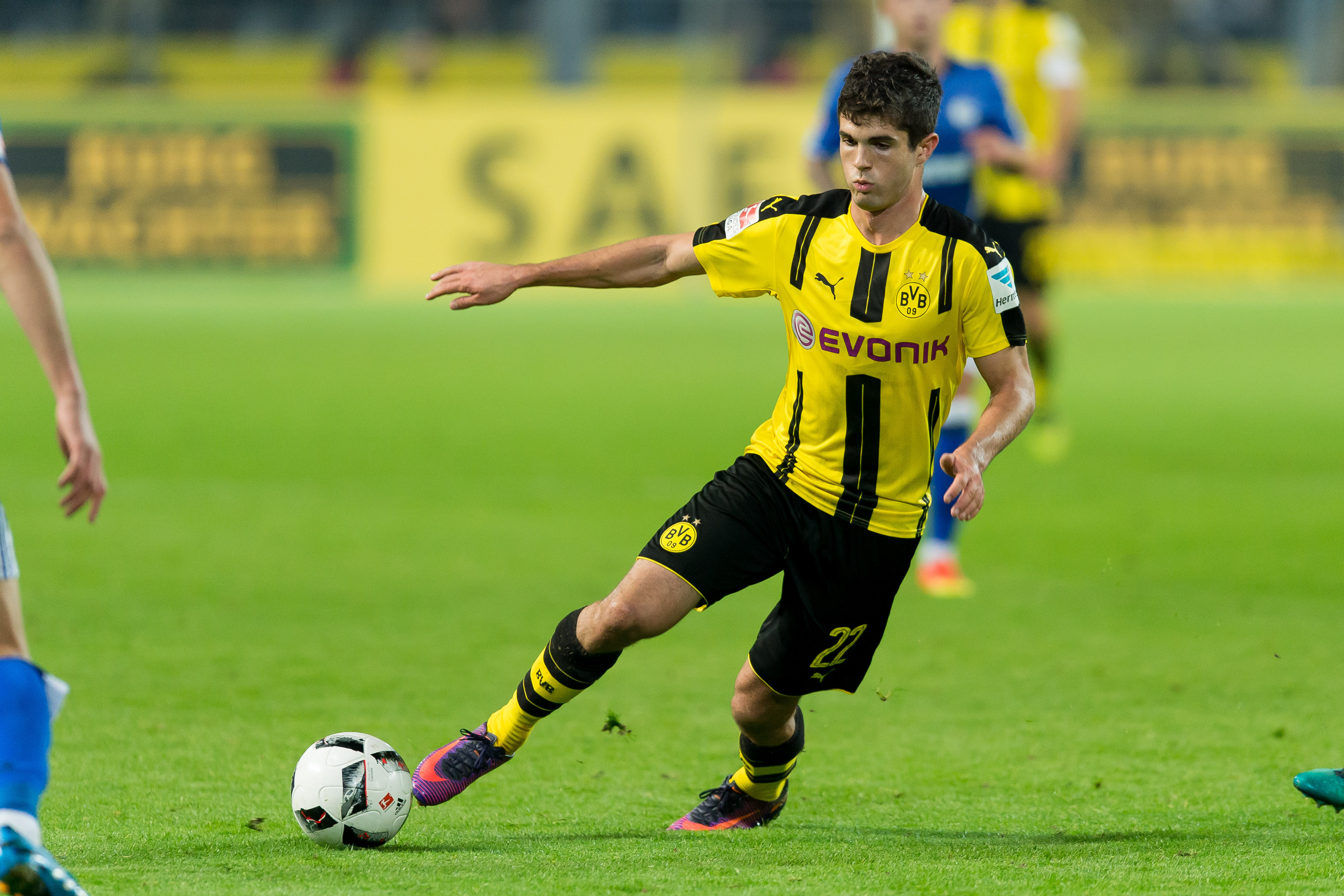 Borussia Dortmund Wallpapers Images Photos Pictures ...