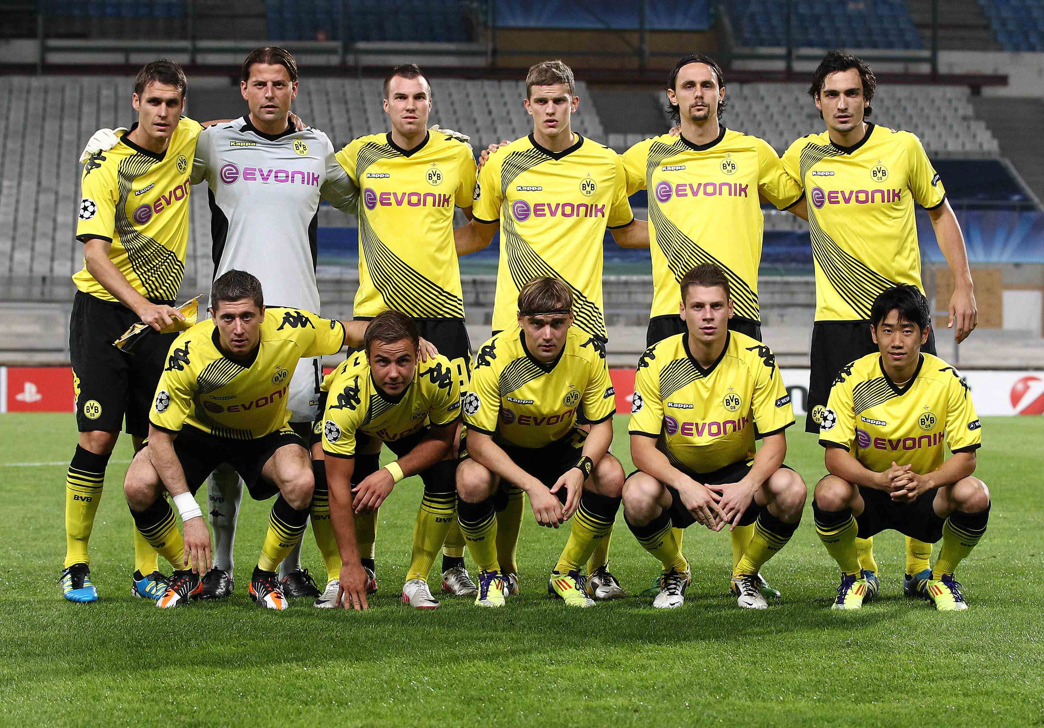 Borussia Dortmund Wallpapers Images Photos Pictures ...