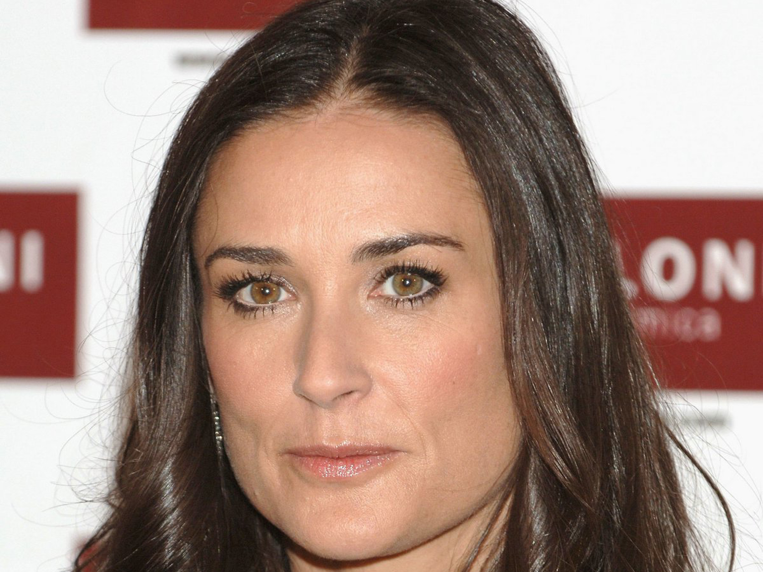  Demi  Moore  Wallpapers Images Photos Pictures Backgrounds