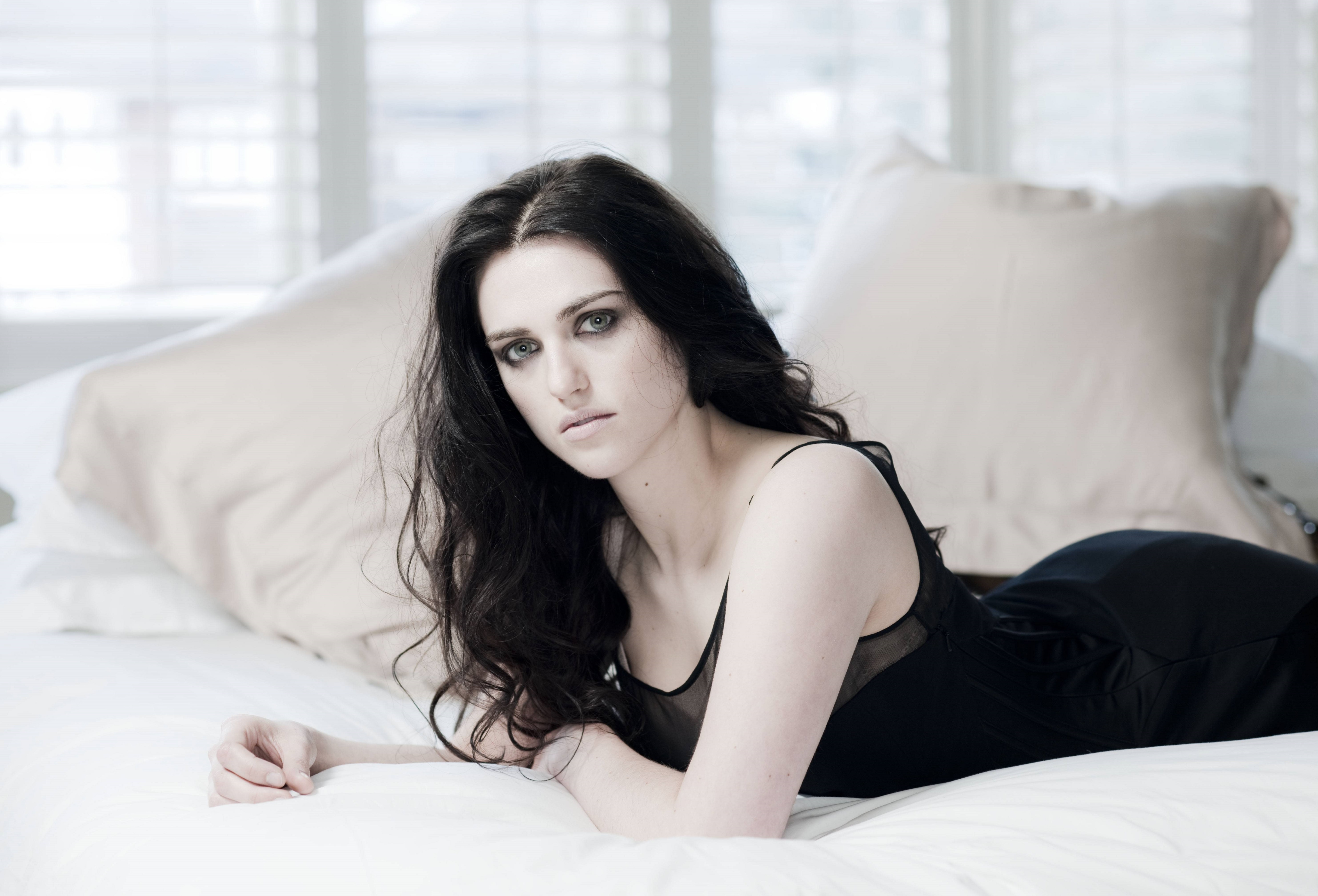 Katie Mcgrath Wallpapers Images Photos Pictures Backgrounds