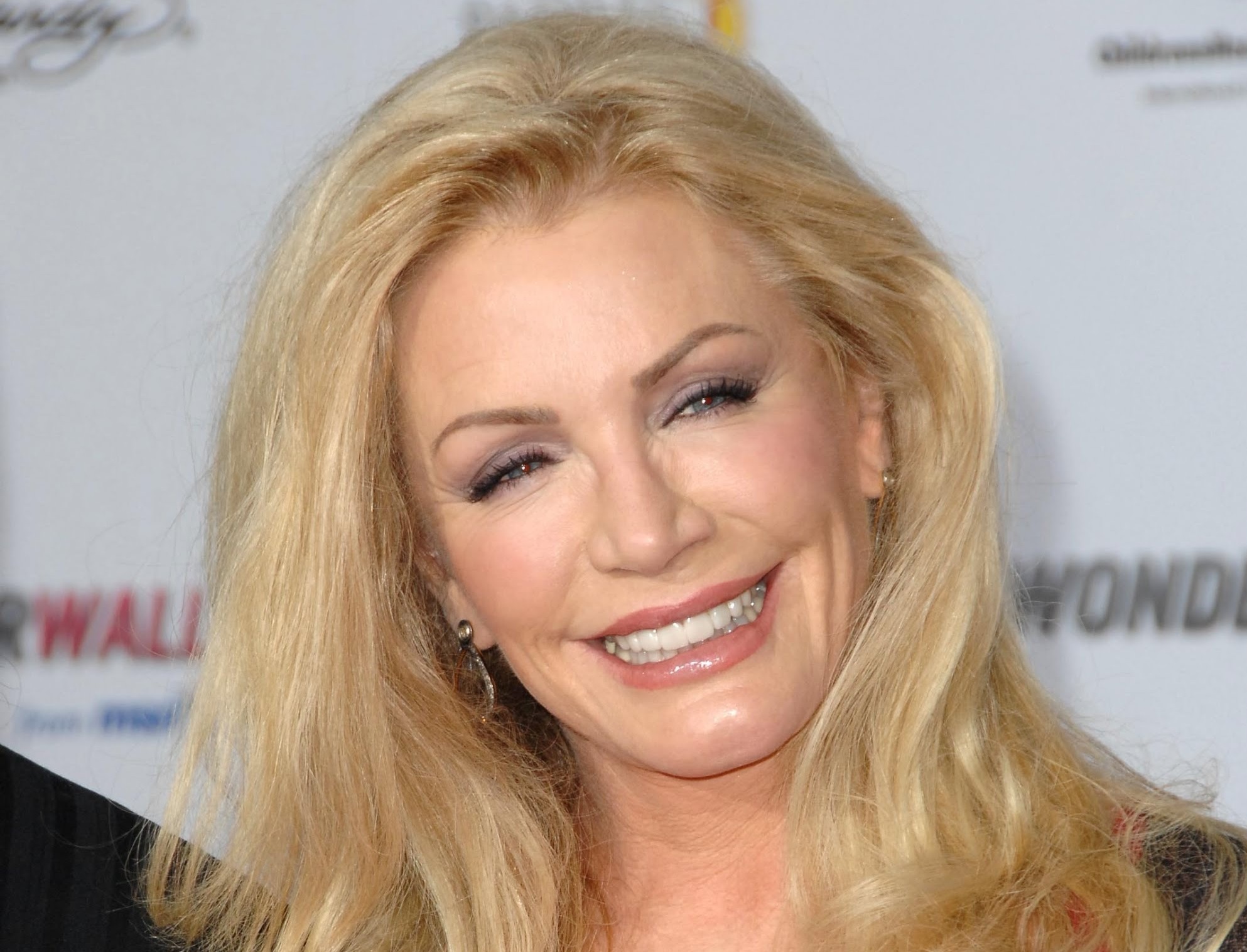 Shannon Tweed Wallpapers Images Photos Pictures Backgrounds