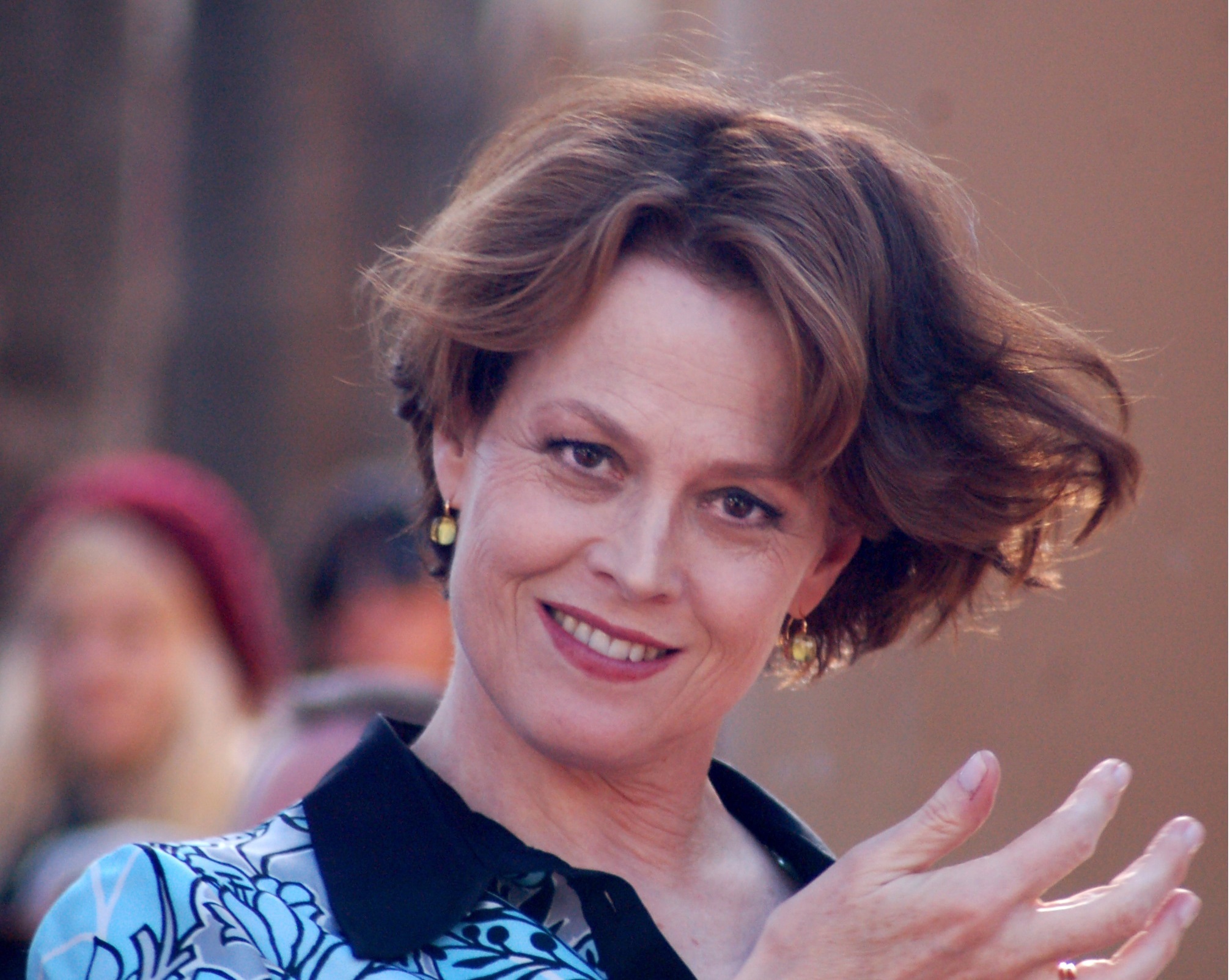 All Sigourney Weaver wallpapers.