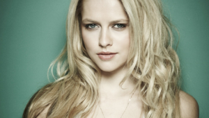 Teresa Palmer High Quality Wallpapers For Iphone