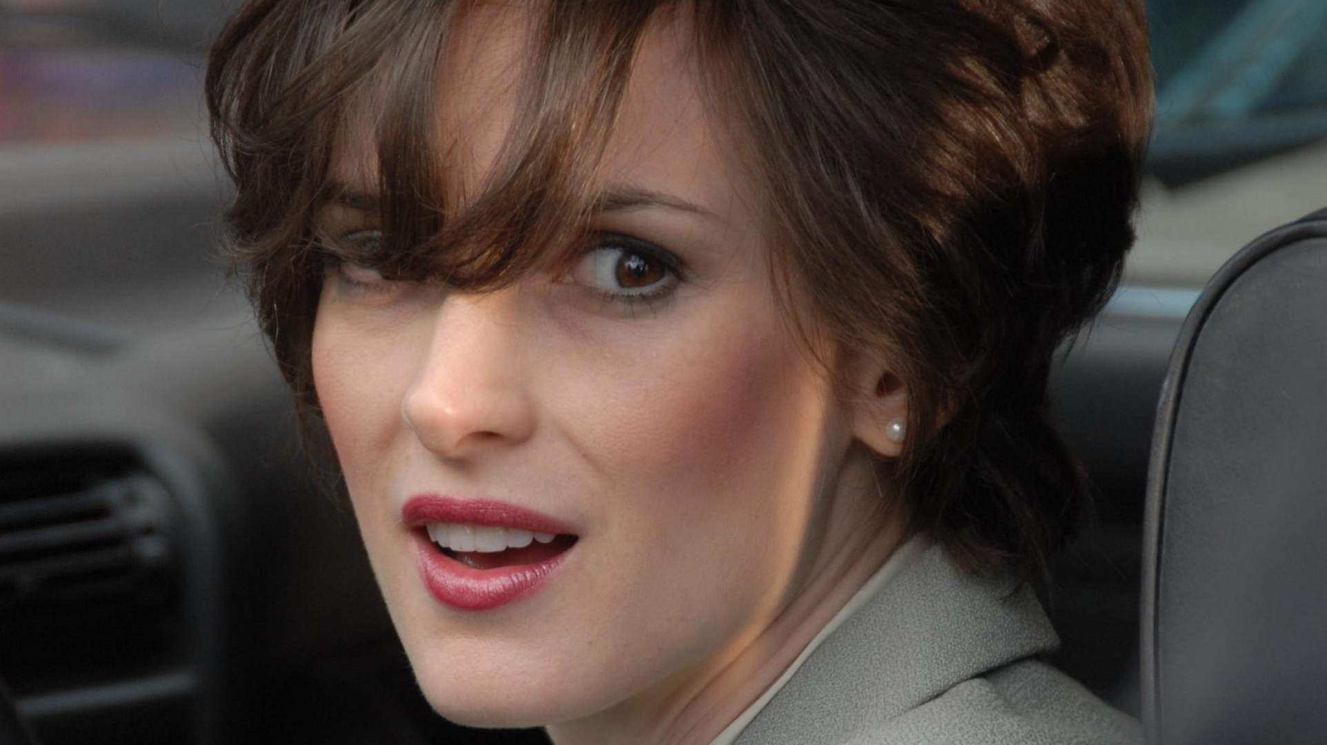 Winona ryder sexy pictures