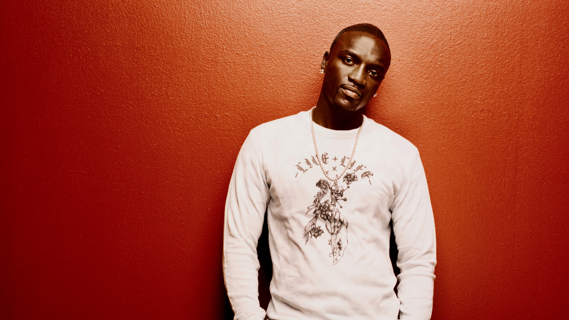 Akon Photos. 
