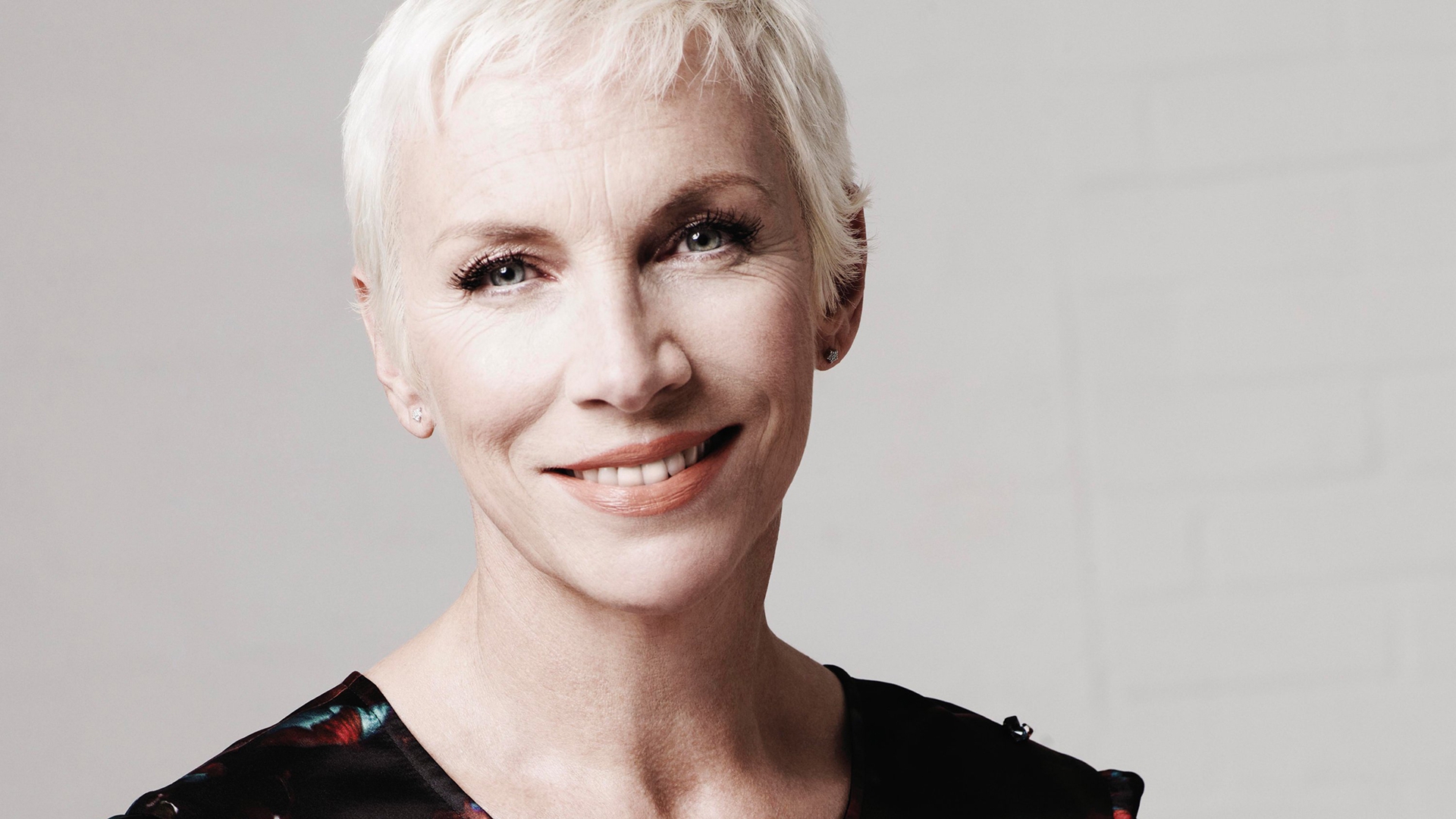 Download free Wallpapers of Annie Lennox in high resolution and high qualit...