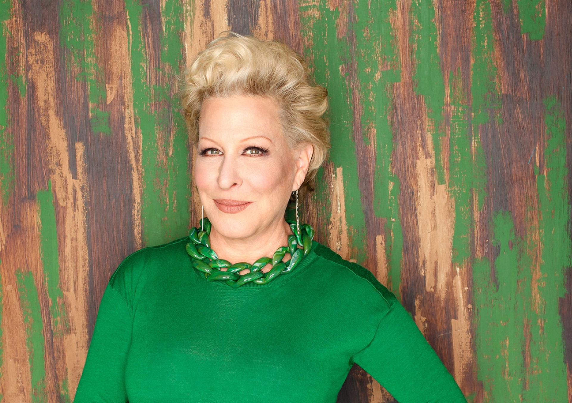 Bette Midler Wallpapers Images Photos Pictures Backgrounds. 