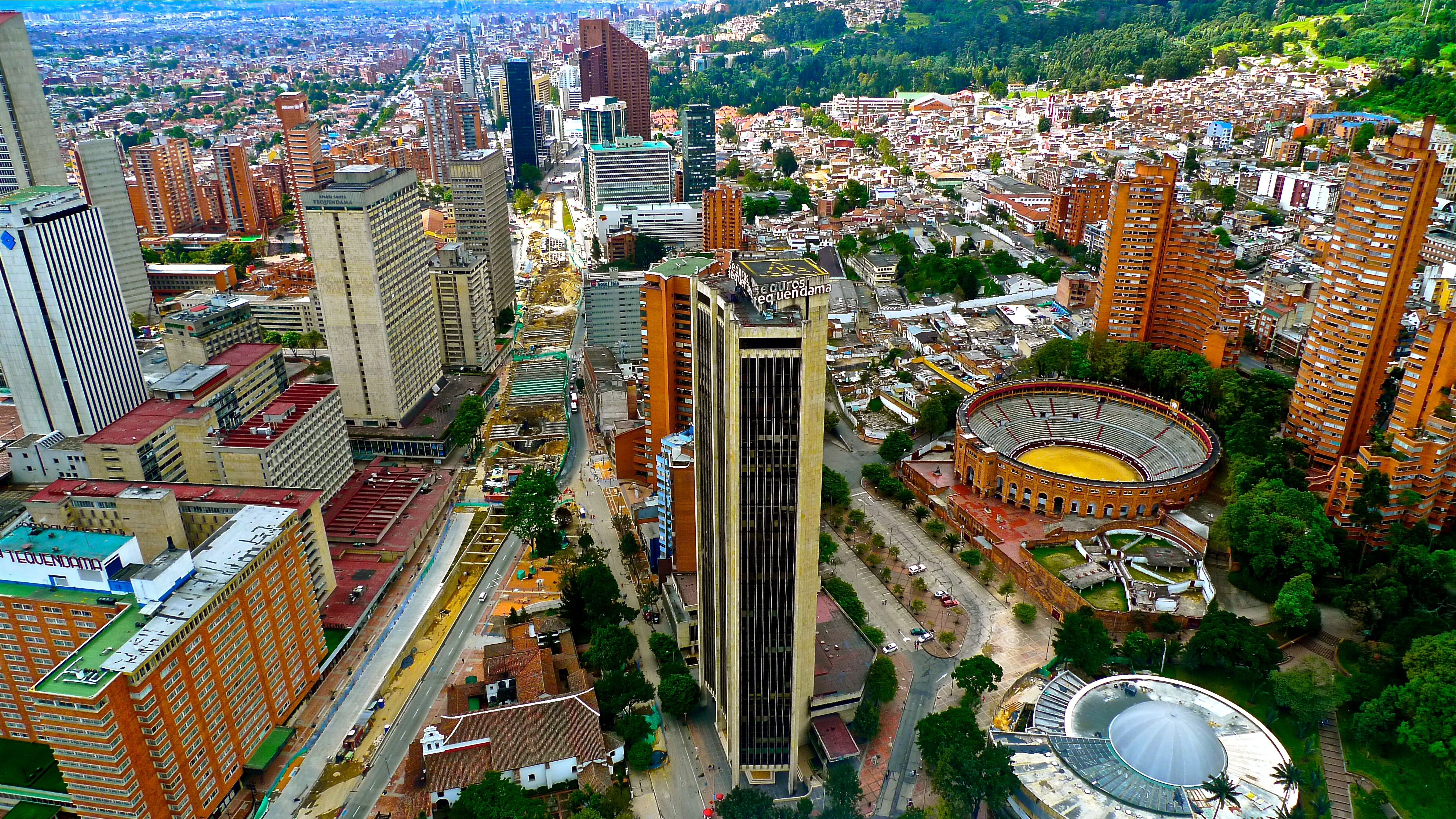 Столица колумбии название. Богота столица Колумбии. Санта Фе де Богота. Санта-Фе-де-Богота столица. Колумбия Санта Фе де Богота.