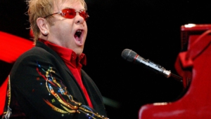 Elton John Desktop