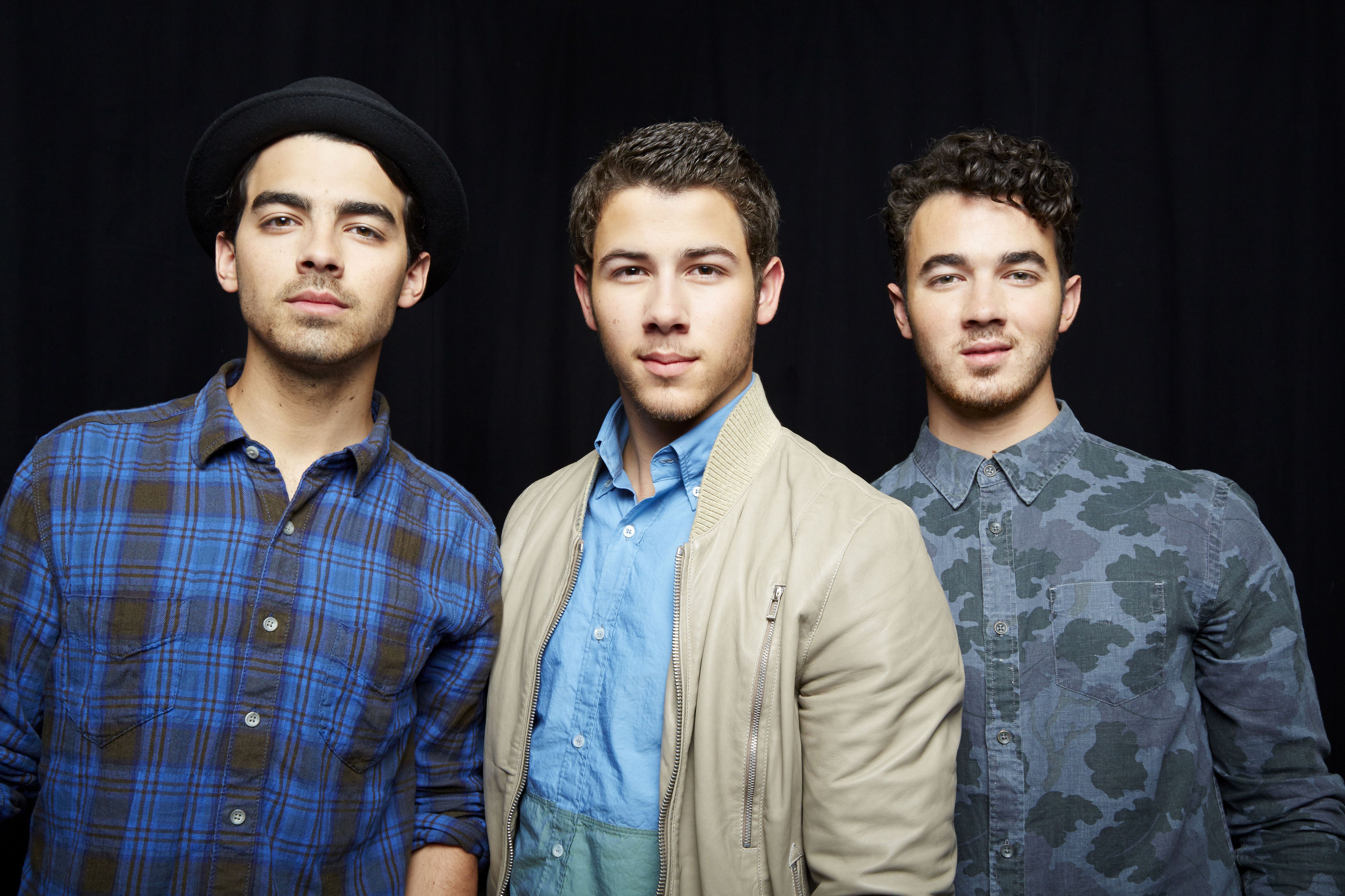 Jonas Brothers Wallpapers Images Photos Pictures Backgrounds