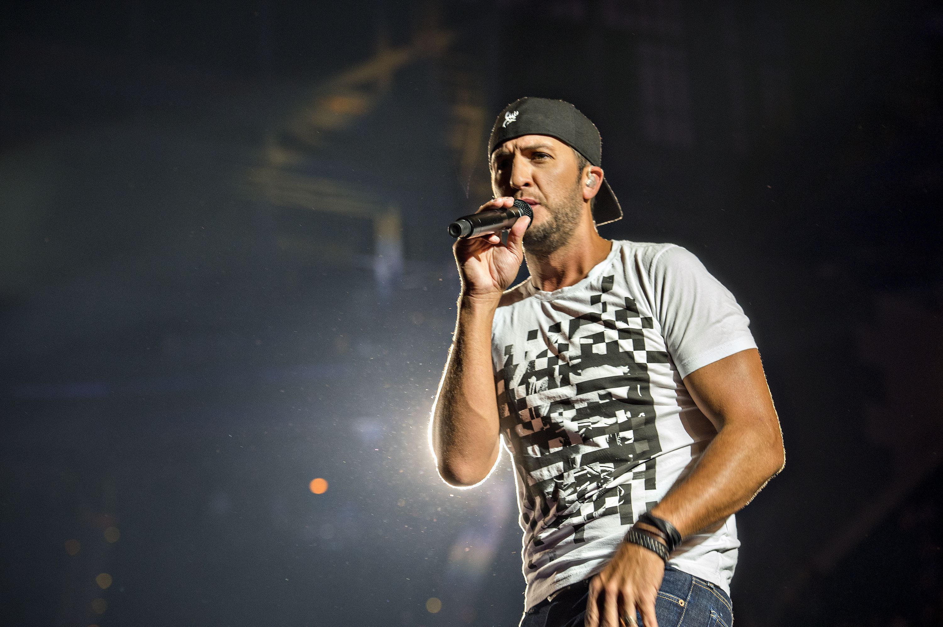 HD wallpaper bryan country countrywestern luke luke bryan  Wallpaper  Flare