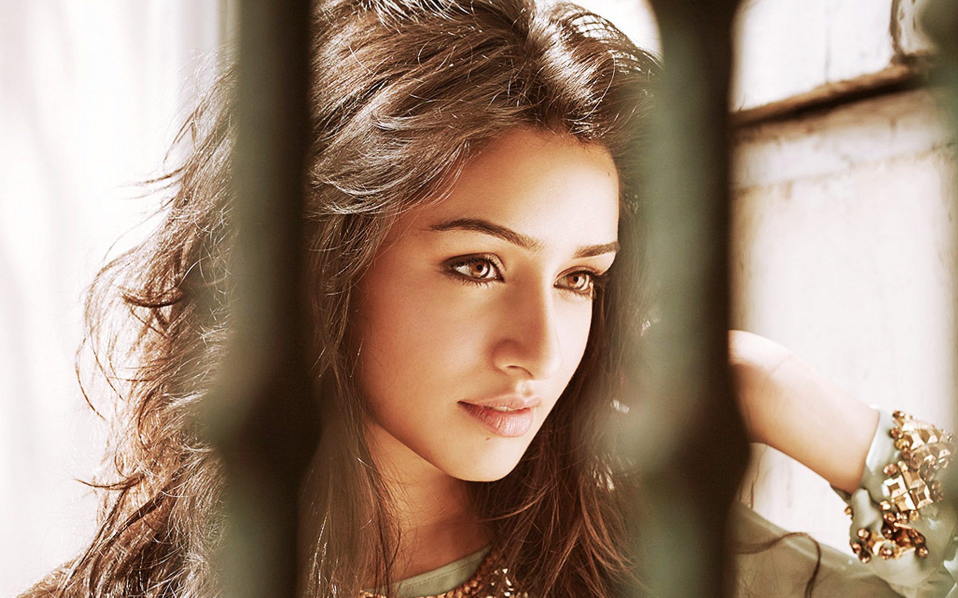 Shraddha Kapoor Wallpapers Images Photos Pictures Backgrounds
