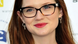 Bonnie Wright Wallpaper