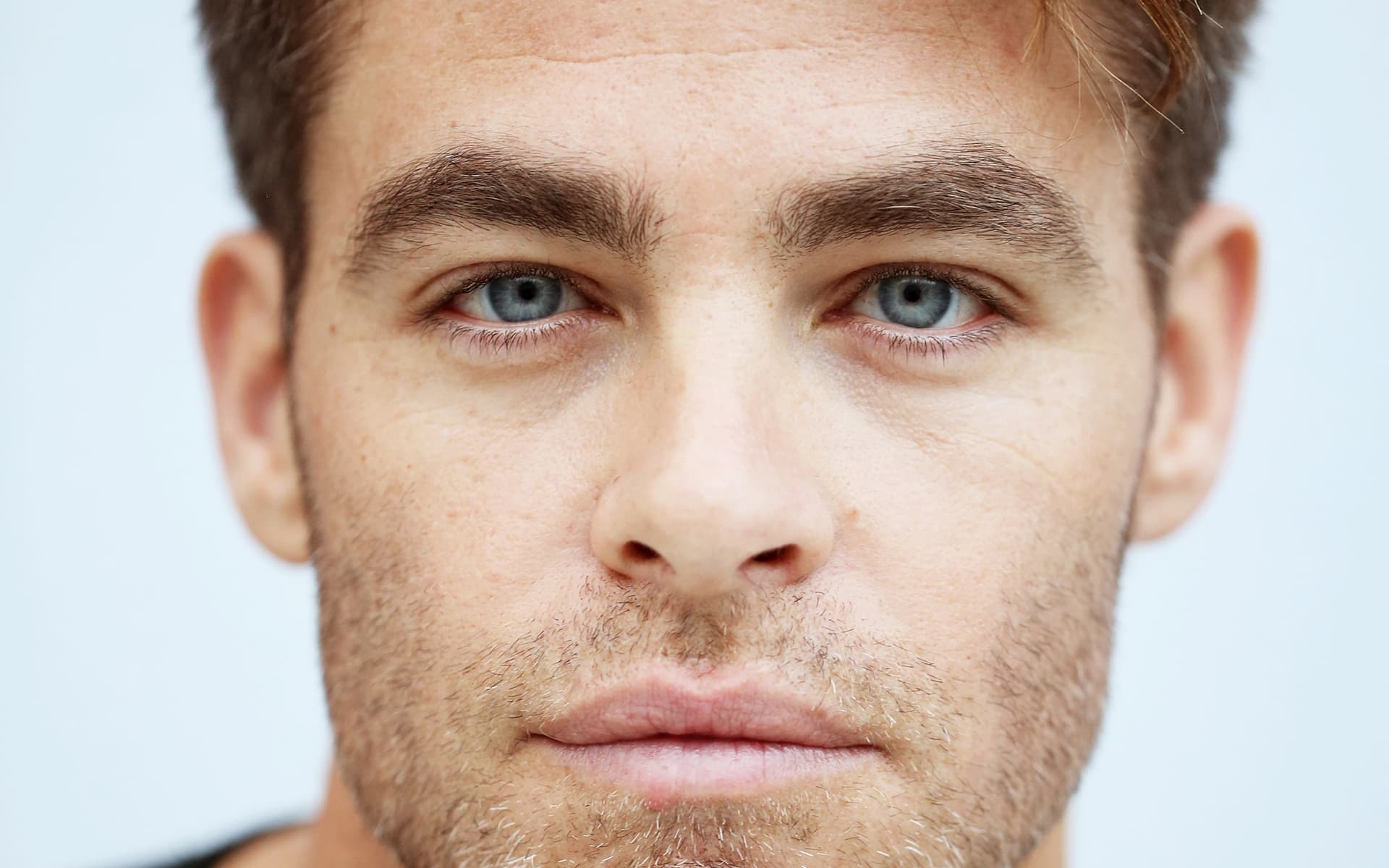 Chris Pine High Definition Wallpapers